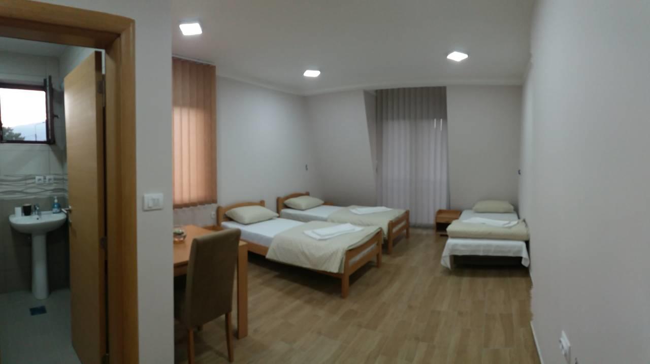 Prenociste I Restoran Ihthis Bajina Basta Kültér fotó