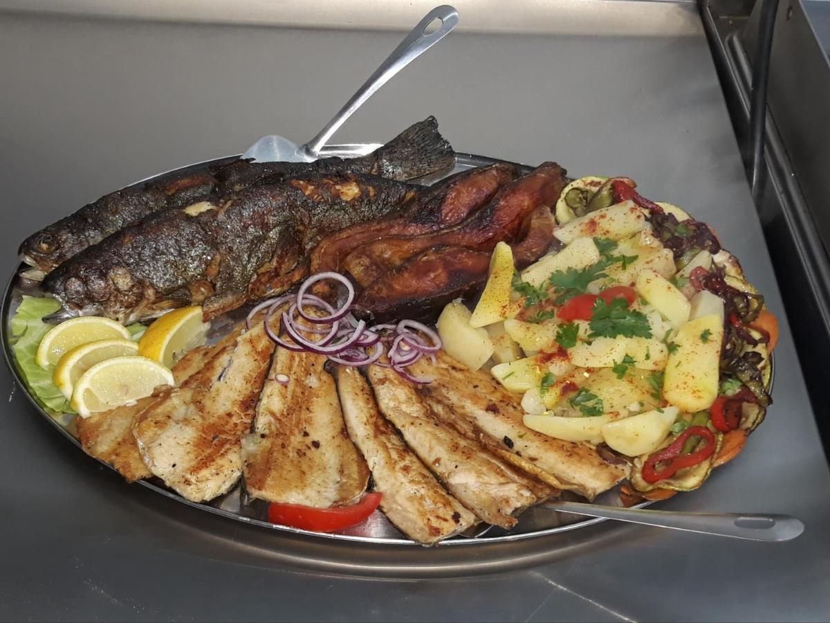 Prenociste I Restoran Ihthis Bajina Basta Kültér fotó