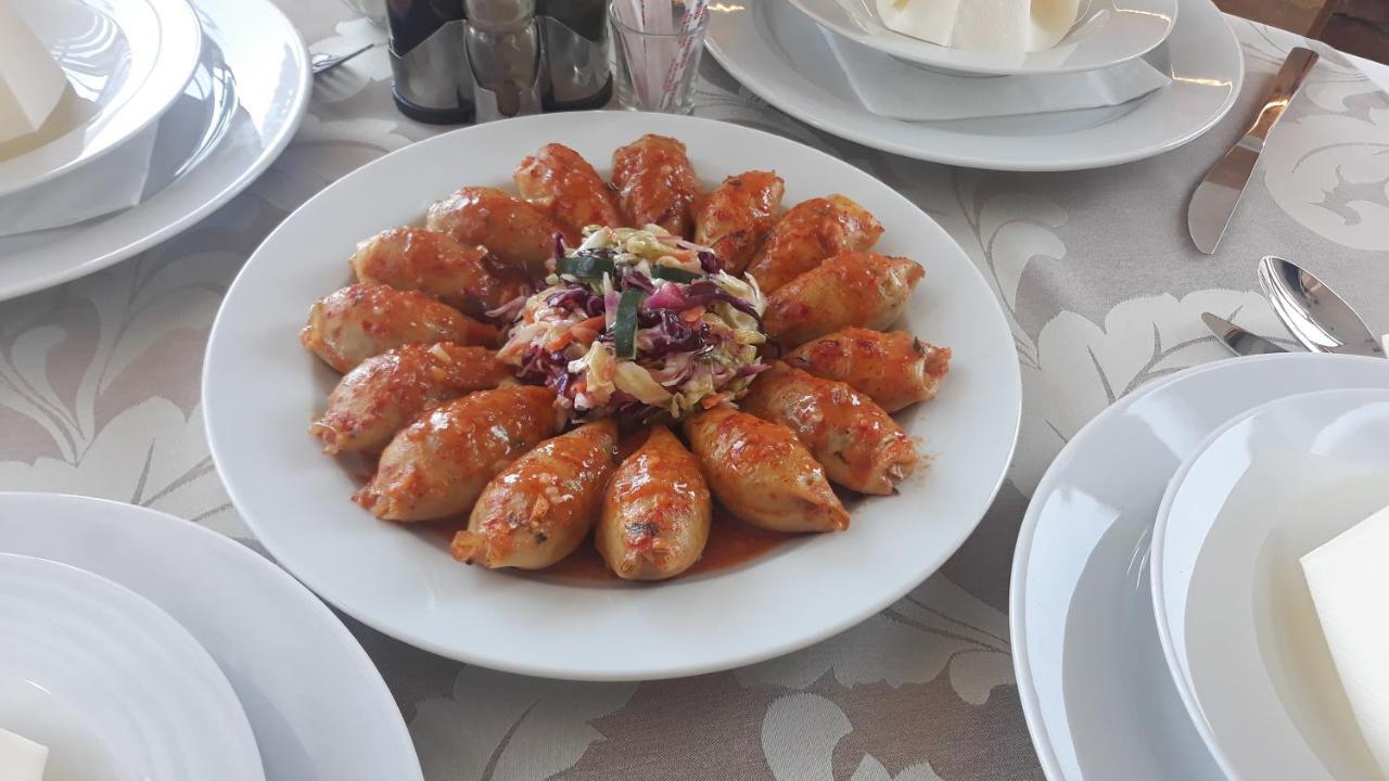 Prenociste I Restoran Ihthis Bajina Basta Kültér fotó